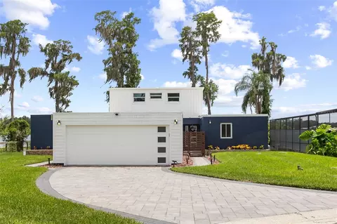 18200 Cypress Cove Ln, Lutz, FL 33549