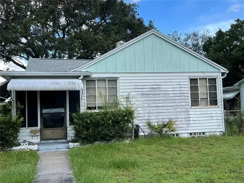 795 47th Ave N, Saint Petersburg, FL 33703