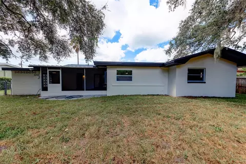 Exterior - 471 Sierra Cir E, Largo, FL 33770 photo 14 of 18