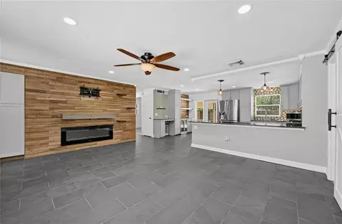 Living - 312 Hormigas St, Ocoee, FL 34761 photo 5 of 8