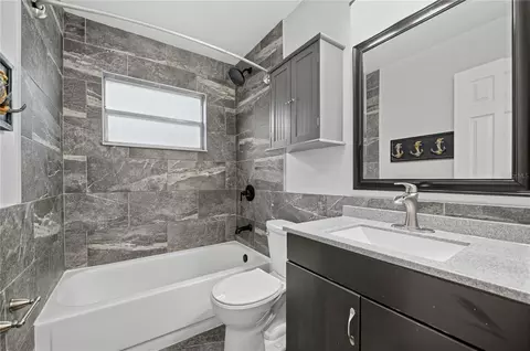 Bath - 312 Hormigas St, Ocoee, FL 34761 photo 2 of 2