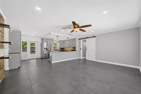 Living - 312 Hormigas St, Ocoee, FL 34761 photo 6 of 8