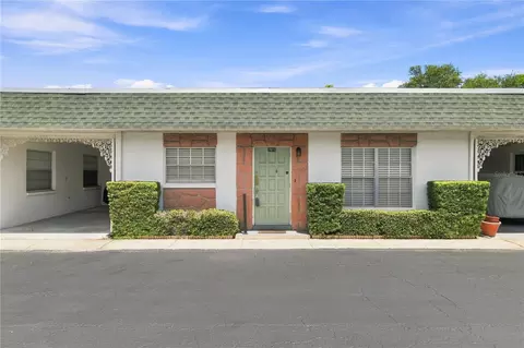 7811 39th Ter N, Saint Petersburg, FL 33709