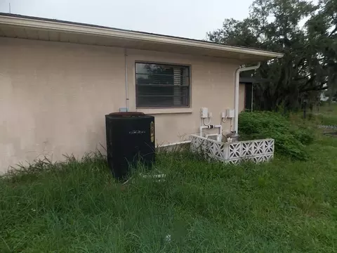 Exterior - 2118 Laredo Ave, Spring Hill, FL 34608 photo 5 of 6