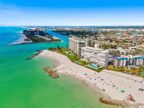 7000 Beach Plz #307, Saint Pete Beach, FL 33706