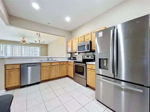 Kitchen - 4842 Barnstead Dr, Riverview, FL 33578 photo 2 of 4