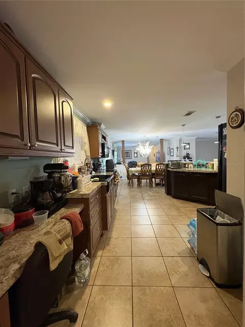 Kitchen - 7310 Riverview Dr, Riverview, FL 33578 photo 6 of 7