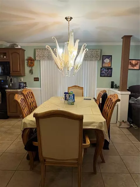 Dining - 7310 Riverview Dr, Riverview, FL 33578 photo 2 of 3