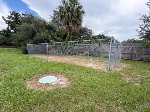 Exterior - 7310 Riverview Dr, Riverview, FL 33578 photo 14 of 15