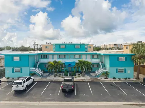 504 67th Ave #7, Saint Pete Beach, FL 33706
