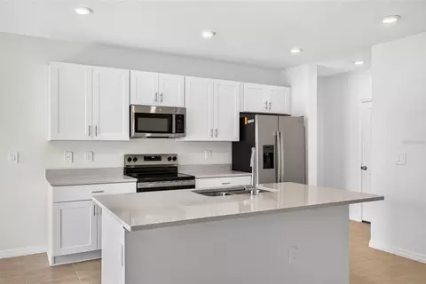 Kitchen - 12419 Gust Ct, Hudson, FL 34669 photo 1 of 4