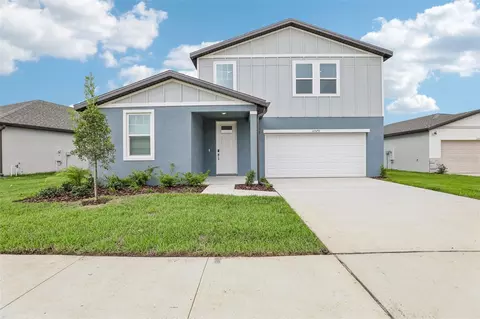 12579 Hourglass Way, Dade City, FL 33525