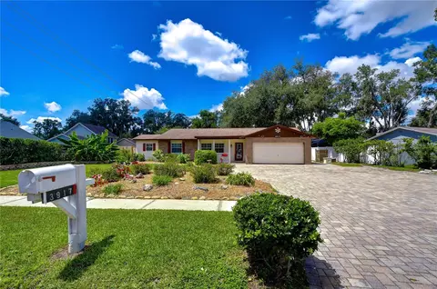 Exterior - 3917 King Dr, Brandon, FL 33511 photo 5 of 22