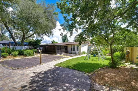 Exterior - 3917 King Dr, Brandon, FL 33511 photo 17 of 22