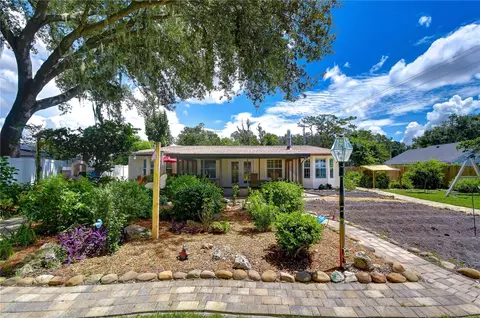 Exterior - 3917 King Dr, Brandon, FL 33511 photo 10 of 22