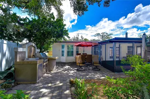 Exterior - 3917 King Dr, Brandon, FL 33511 photo 8 of 22