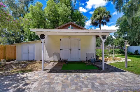 Exterior - 3917 King Dr, Brandon, FL 33511 photo 4 of 22
