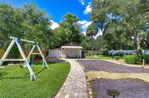 Exterior - 3917 King Dr, Brandon, FL 33511 photo 11 of 22