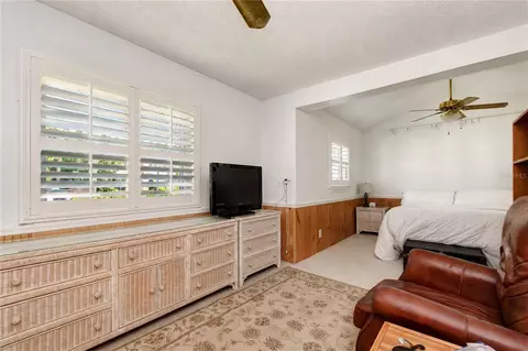 Bedroom - 3917 King Dr, Brandon, FL 33511 photo 4 of 7
