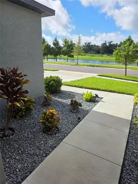 Exterior - 10362 Poseidon Way, Riverview, FL 33578 photo 2 of 7