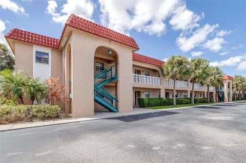 1750 Belleair Forest Dr #A8, Belleair, FL 33756