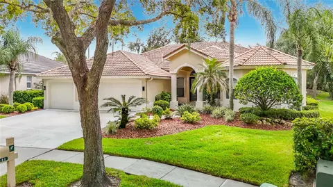 10221 Garden Alcove Dr, Tampa, FL 33647