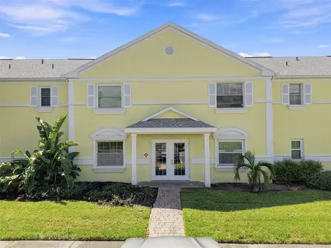 3889 Pompano Dr SE #A, Saint Petersburg, FL 33705