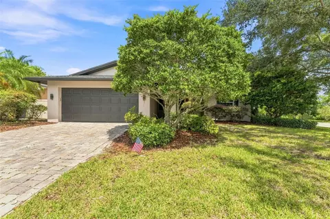 300 N Bay Hills Blvd, Safety Harbor, FL 34695