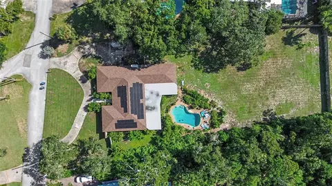 View/Area - 2300 Kent Dr, Largo, FL 33774 photo 2 of 9