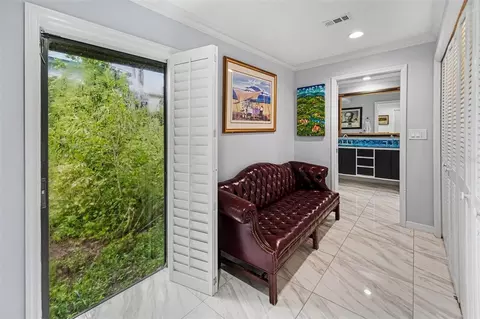 Entry Way - 2300 Kent Dr, Largo, FL 33774 photo 2 of 2