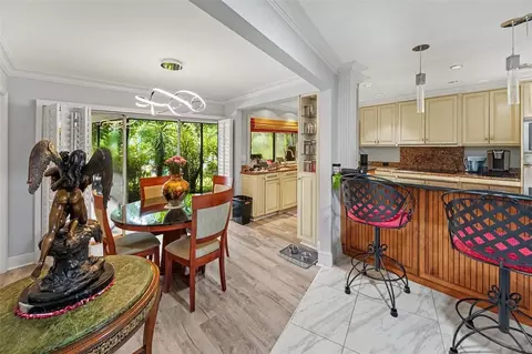 Dining - 2300 Kent Dr, Largo, FL 33774 photo 4 of 4
