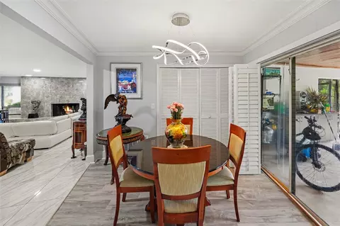 Dining - 2300 Kent Dr, Largo, FL 33774 photo 3 of 4