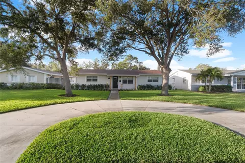 782 41st Ave NE, Saint Petersburg, FL 33703