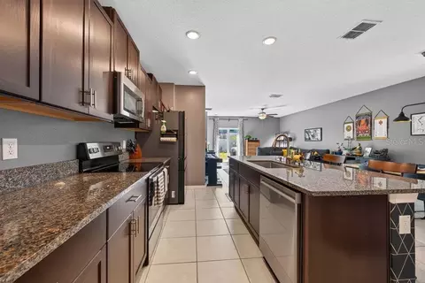 Kitchen - 2148 Shining Azul Way, Lutz, FL 33558 photo 5 of 6