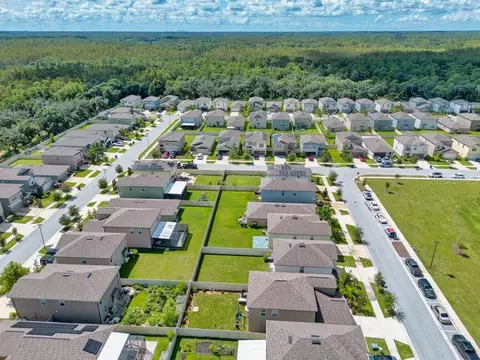 View/Area - 2148 Shining Azul Way, Lutz, FL 33558 photo 5 of 7