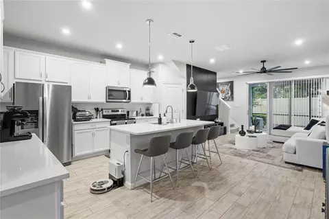 Kitchen - 3227 Timber Crossing Ave, Brandon, FL 33511 photo 2 of 4