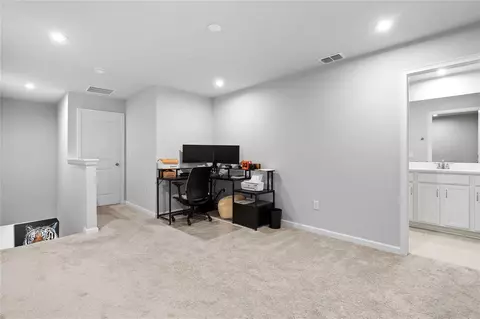 Entry Way - 3227 Timber Crossing Ave, Brandon, FL 33511 photo 5 of 7