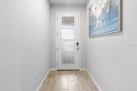 Entry Way - 3227 Timber Crossing Ave, Brandon, FL 33511 photo 2 of 7