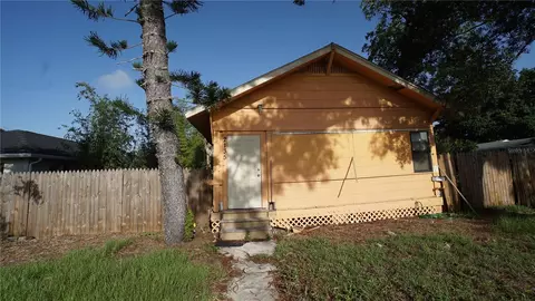 2135 44th St S, Saint Petersburg, FL 33711