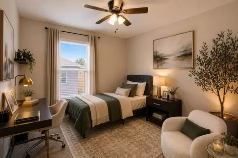 Bedroom - 9026 Sienna Moss Ln, Riverview, FL 33578 photo 2 of 5