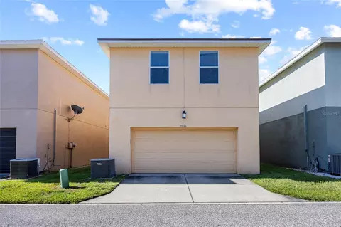 Exterior - 9026 Sienna Moss Ln, Riverview, FL 33578 photo 5 of 7