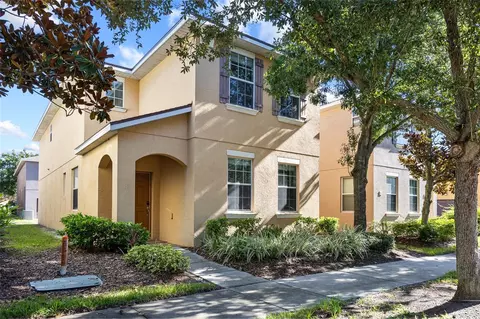 Exterior - 9026 Sienna Moss Ln, Riverview, FL 33578 photo 4 of 7