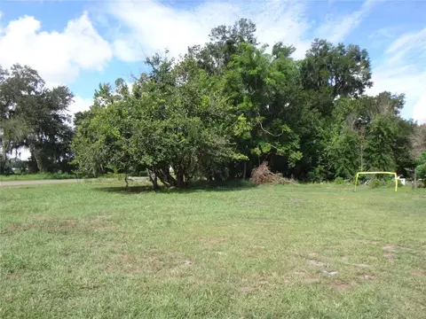 Seminole Avenue S, Fort Meade, FL 33841