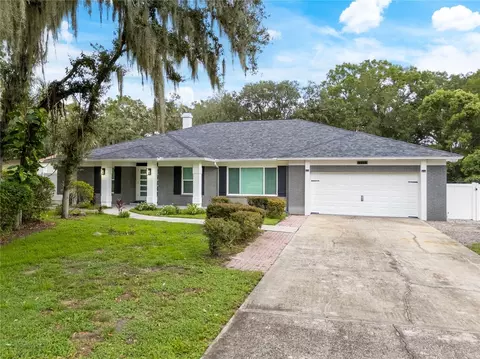 Exterior - 4712 Dover Cliff Ct, Dover, FL 33527 photo 3 of 18