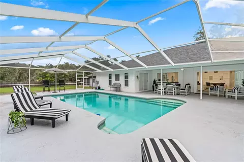 Exterior - 4712 Dover Cliff Ct, Dover, FL 33527 photo 11 of 18