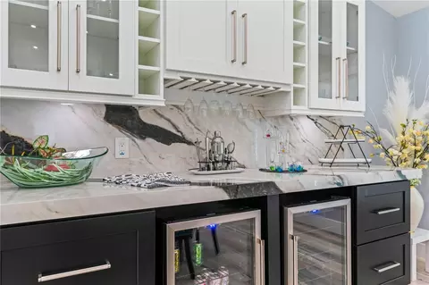 Kitchen - 4712 Dover Cliff Ct, Dover, FL 33527 photo 14 of 15