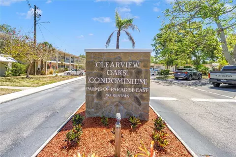 4001 58th St N #5S, Kenneth City, FL 33709
