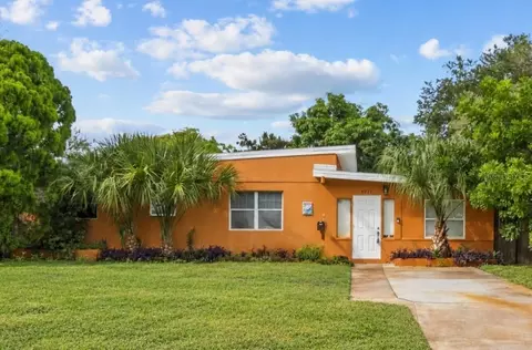 6711 Dartmouth Ave N, Saint Petersburg, FL 33710