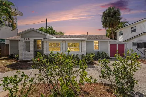 129 94th Ave, Treasure Island, FL 33706