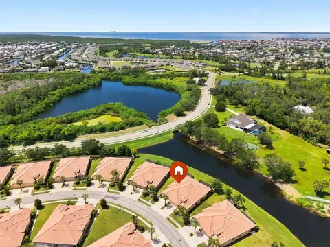 View/Area - 5465 Sunset Falls Dr, Apollo Beach, FL 33572 photo 8 of 21